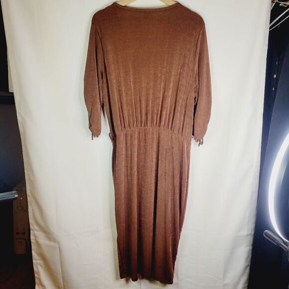 Lilian Vintage Elegant Cocoa Brown V-Neck Dress - Picture 9 of 15